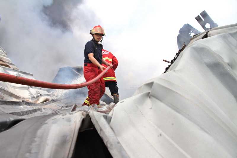 Gudang Alat Pesta di Cinangka Terbakar 2