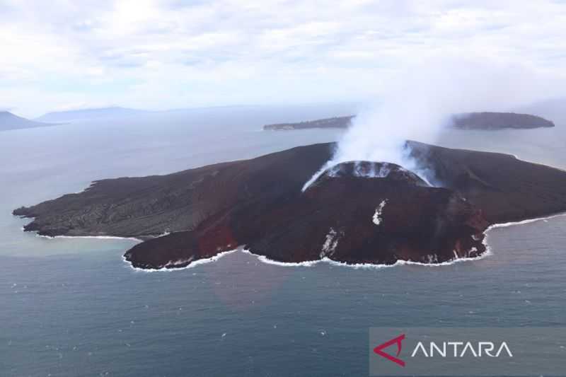 Gunung Anak Krakatau Beberapa Kali Erupsi