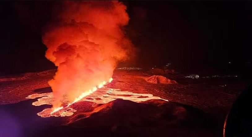 Gunung Berapi di Islandia Erupsi, Status Darurat Dikeluarkan