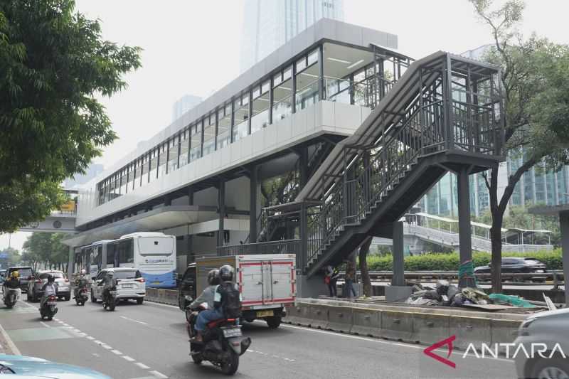 Halte TransJakarta Gatot Subroto LIPI Mulai Digunakan