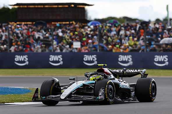 Hamilton Berambisi Pertahankan Momentum di GP Hungaria