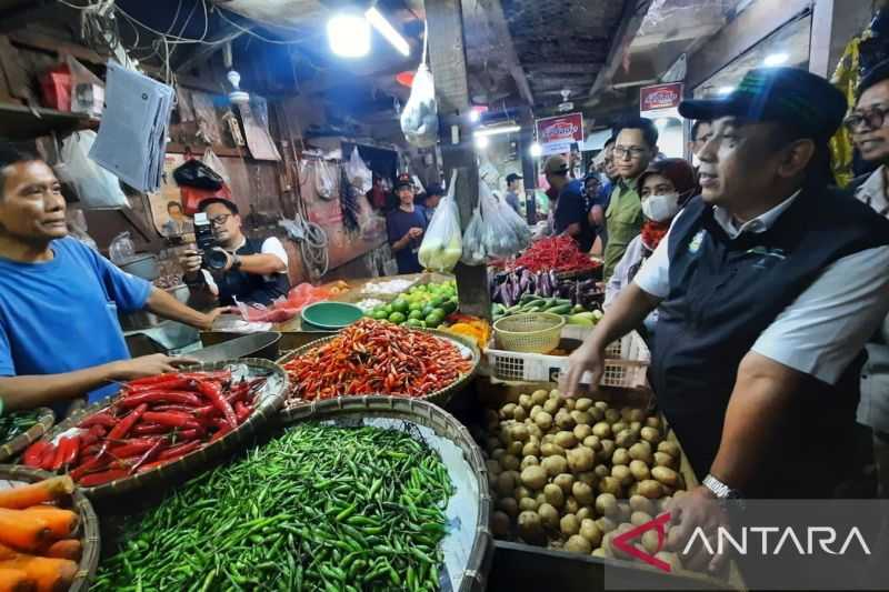 Harga Cabai Masih Tinggi