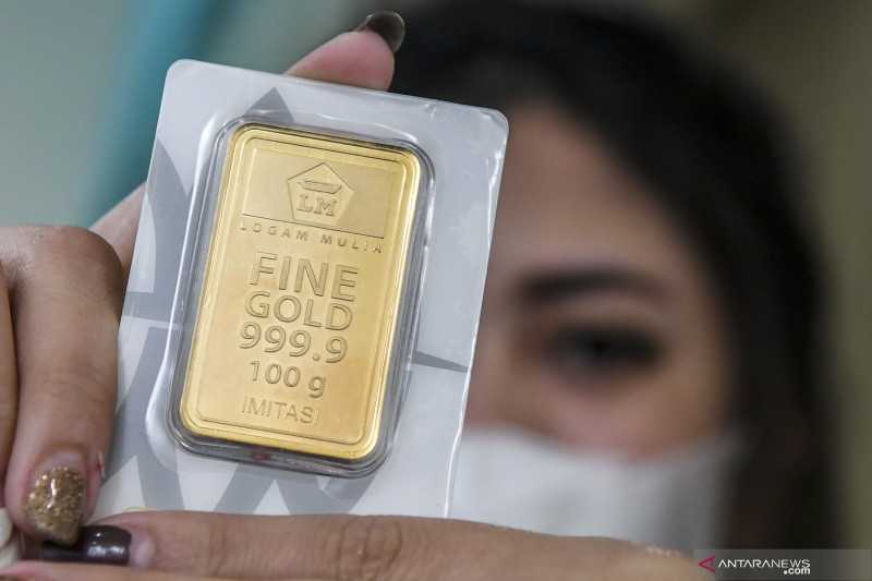 Harga Emas Dunia Turun Tipis di Asia
