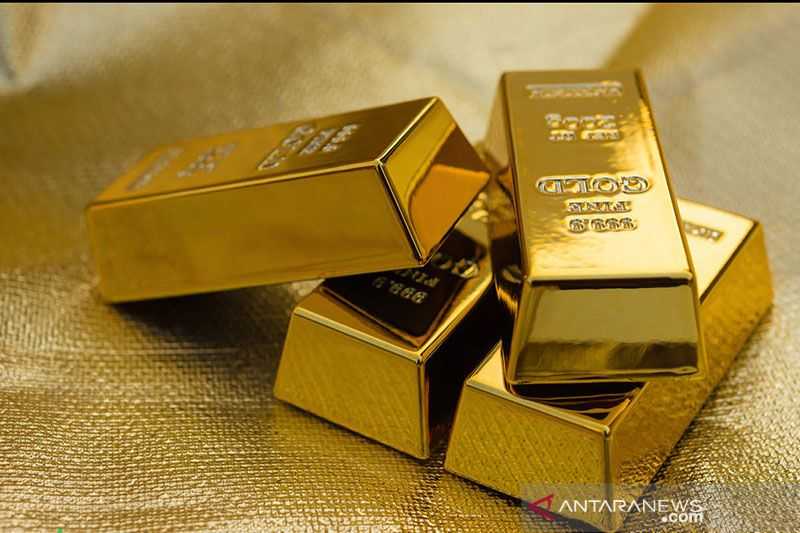 Harga Emas Menguat di Asia Setelah AS  Jatuhkan Sanksi Ekonomi ke Rusia