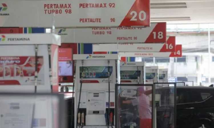 Harga Pertamax Turun Jadi Rp12.800 Jam 2 Siang Ini 