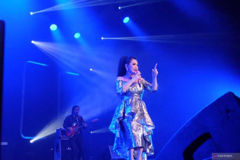 Hargai Musik Indonesia, Diva Pop Vina Panduwinata Ajak Milenial Kemas Ulang Lagu-lagu Jadul