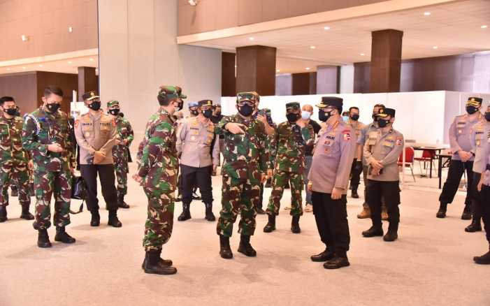 Hari Hari Sibuk Orang Nomor Satu di TNI