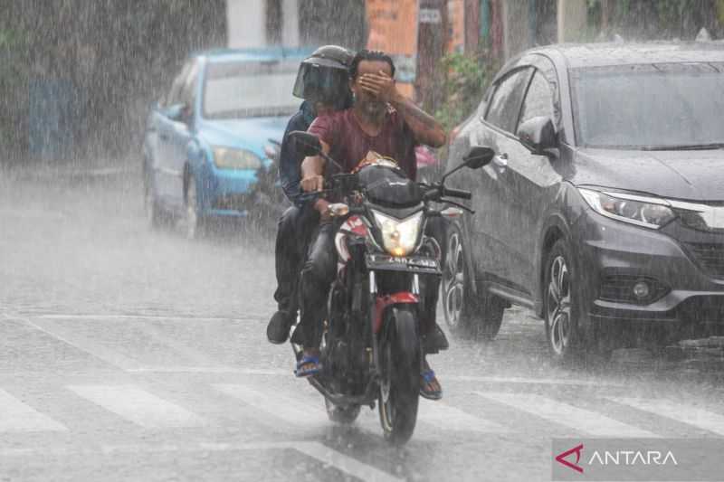 Hati-hati, Sebagian Wilayah Indonesia Masih Akan Diguyur Hujan