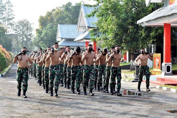 Hendak Berangkat Jaga Ambalat, Ini Pesan Danyon Infanteri 5 Marinir Kepada Anak Buahnya