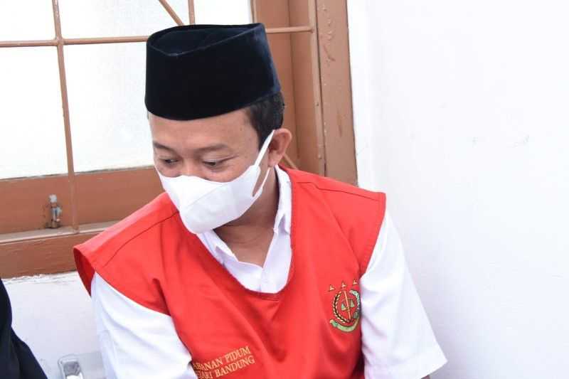 Herry Wirawan Divonis Mati, Pakar Hukum Menilai Keputusan Hakim Sudah Penuhi Rasa Keadilan