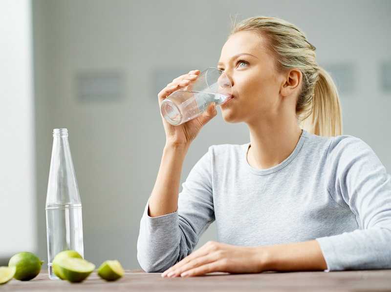 Hindari Dehidrasi Disarankan Minum Sebelum Haus