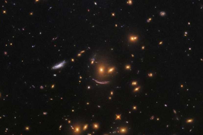 Hubble, Teleskop Luar Angkasa Tangkap Objek Langka