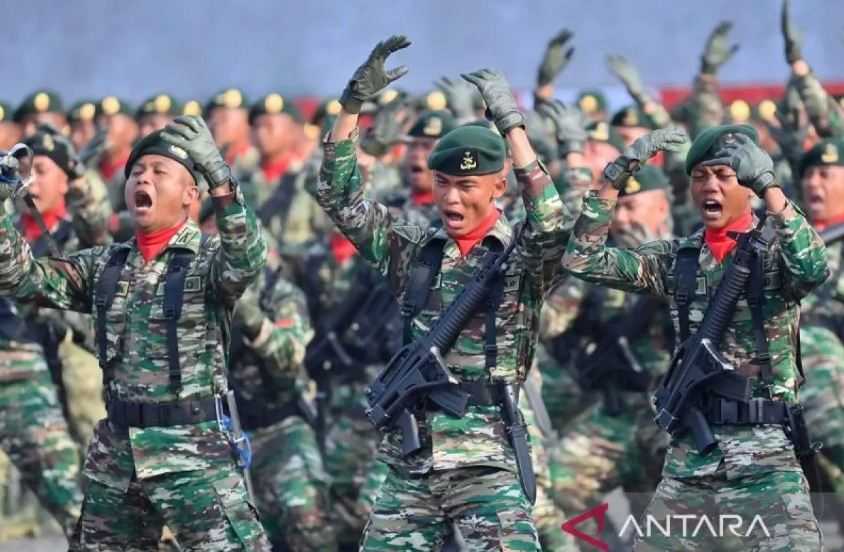 HUT ke-78 TNI Jadi Ajang Unjuk Kekuatan Pasukan dan Alutsista