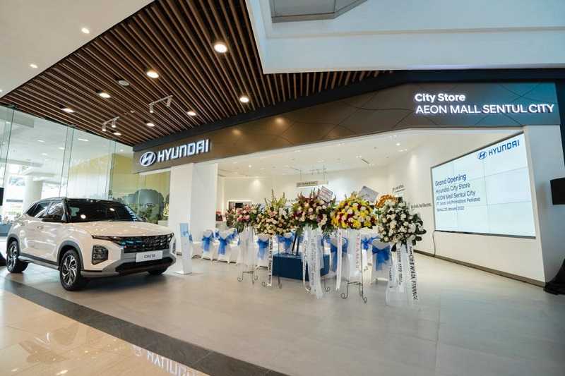 Hyundai Resmikan 5 Showroom