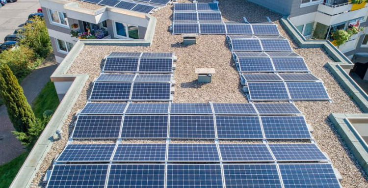 Ibu Kota Slovenia Ciptakan Komunitas Energi Bangun Fotovoltaik untuk Gedung Publik