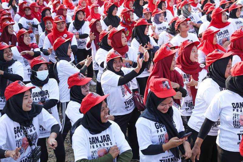 Ikut Senam Sehat DesGan, Ribuan Ibu-Ibu di Lebak Siap Kawal Ganjar hingga Pimpin Indonesia