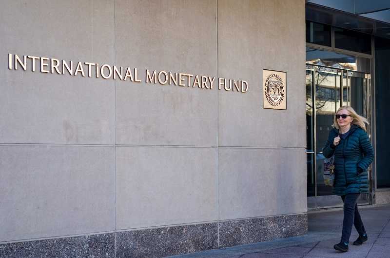 IMF Perkirakan Utang Publik Global Akan Melebihi US$100 Triliun Tahun Ini