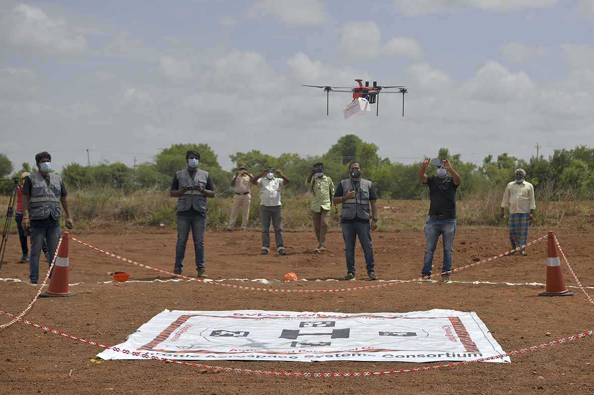 India Uji 'Drone' Bagi Pengantaran Vaksin Covid-19