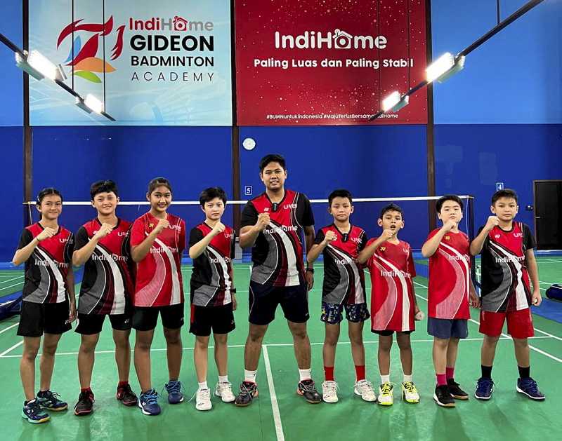 IndiHome Konsisten Dukung Pengembangan Atlet Badminton Indonesia Melalui IGBA