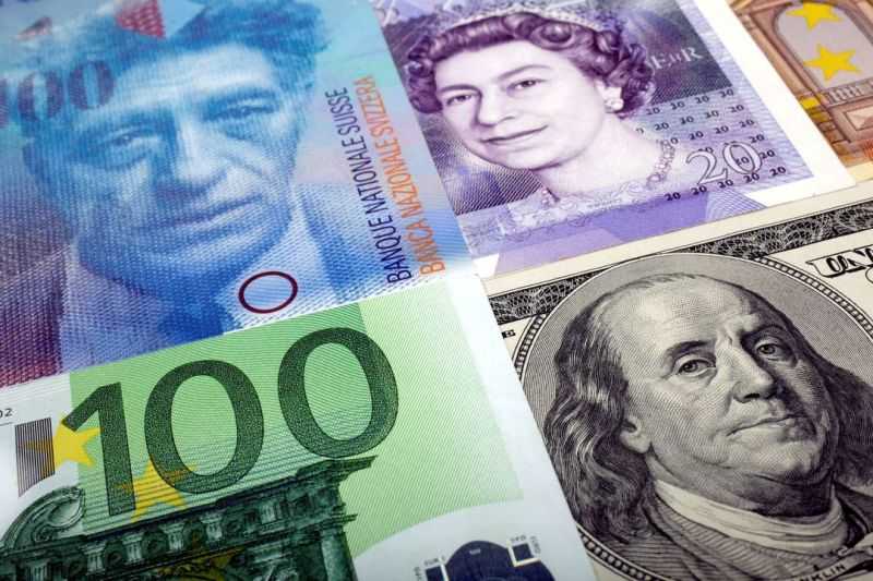 Inflasi Zona Euro Capai Rekor Baru Bikin Euro Menguat, Dolar AS Tergelincir