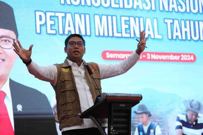 Ini Alasannya Kenapa Wamentan Sudaryono Dinobatkan Menjadi Bapak Pembina Petani Milenial