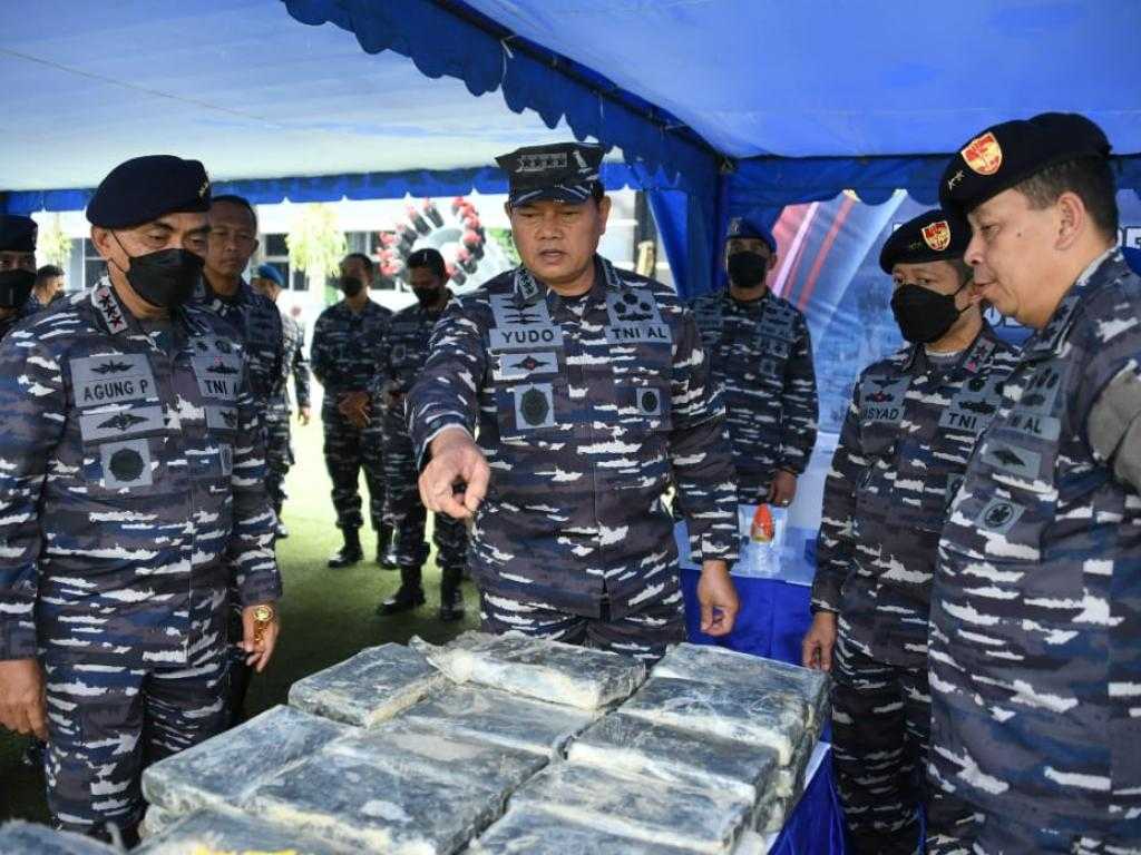 Ini Menyeramkan, TNI AL Musnahkan Narkoba Jenis Kokain Senilai Rp 1,25 Triliun