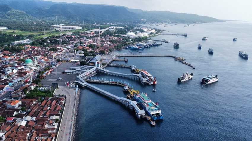Ini Strategi Ditjen Hubdat Atasi Lonjakan Penumpang di Pelabuhan Ketapang dan Jangkar