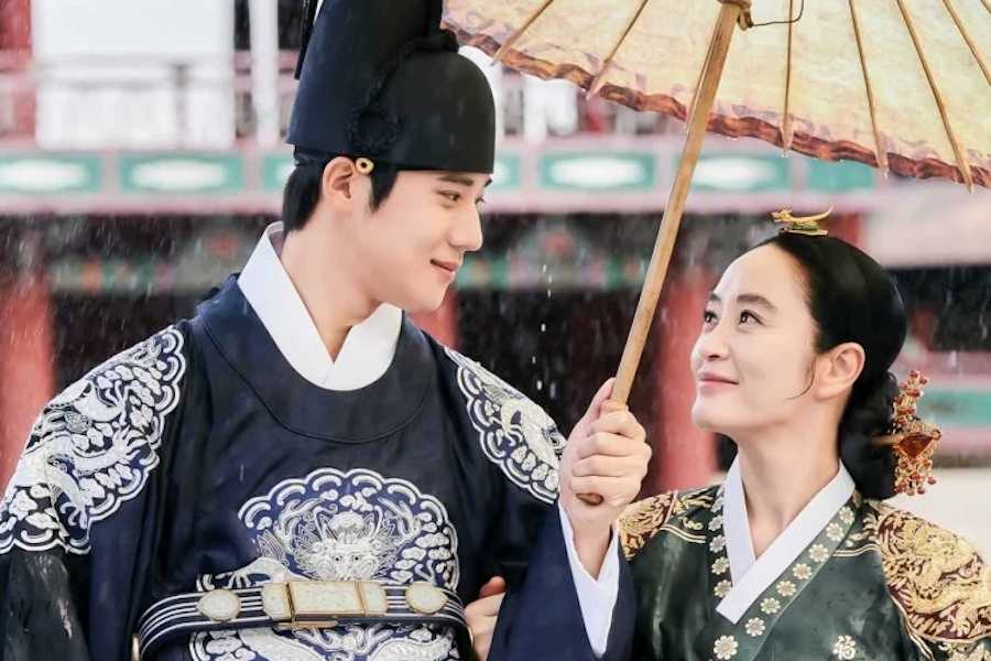 Intip Sinopsis Drama Kerajaan Korea 'Under the Queen’s Umbrella' yang Penuh Konflik