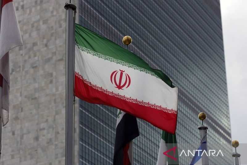IRGC Benarkan Temuan Diduga Puing Helikopter Presiden Iran