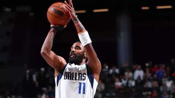 Irving Ungguli Edwards, Mavericks Atasi Wolves