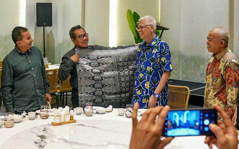 Ismail Sabri dan MABMI Sepakat Majukan Budaya Melayu