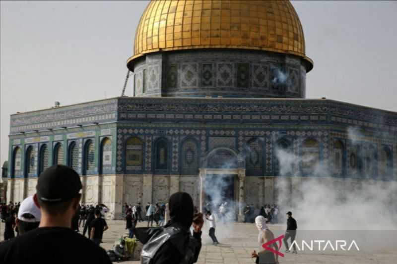 Israel Berulah Lagi, Larang Warga Palestina Masuki Masjid Al-Aqsa