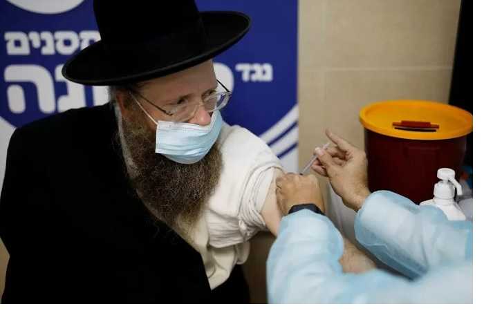 Israel Kaitan Pemberian Vaksin Pfizer dengan Kasus Peradangan Jantung pada Pria Muda