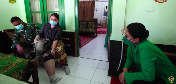 Istri Mayor Nur Budi yang Diamputasi Kakinya Karena Diabetes Dijenguk Hetty Andika Perkasa, Sedih