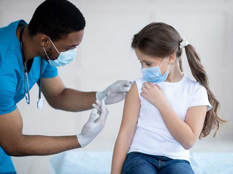 Jaga Kesehatan Buah Hati dengan Vaksinasi Sejak Dini