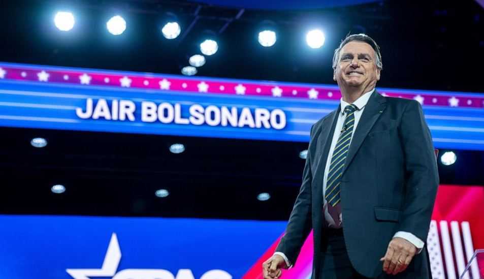 Jair Bolsonaro Pulang ke Brazil Setelah 3 Bulan di AS