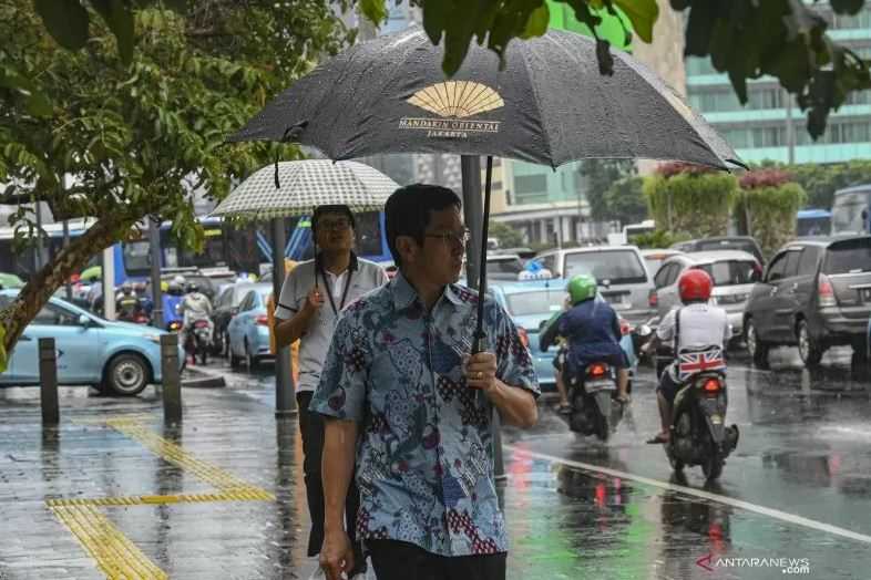 Jakarta Cerah Berawan Pagi Ini, Hati-hati Sore hingga Malam Nanti, Bakal Diguyur Hujan dan Angin Kencang