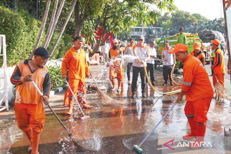 Jakpus Rampungkan Kegiatan Bersih-bersih Jelang Pelantikan Presiden