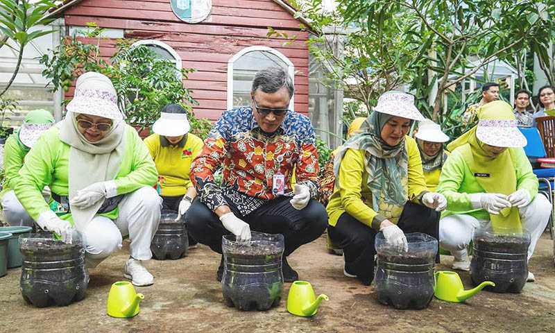 Jakpus Tanam Brambang di 69 Titik