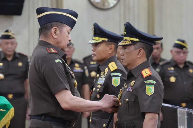 Jaksa Agung, S.T. Burhanuddin, Lantik Jampidmil dan Kajati Jakarta Baru