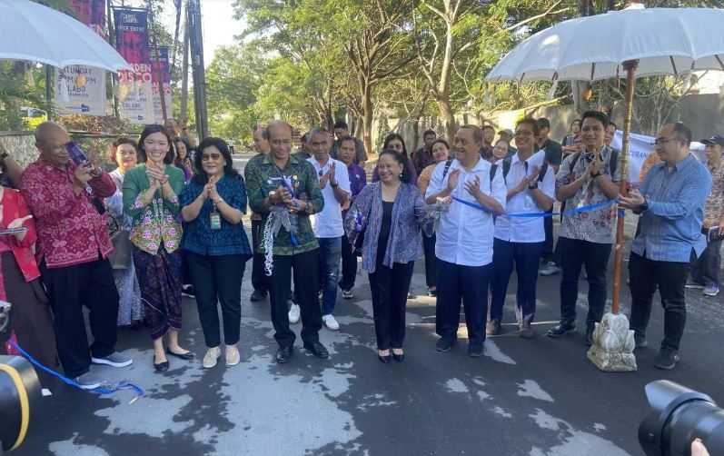 Jalan Aspal Plastik Diresmikan di Bali, PUPR Harap Bisa Ditiru yang Lain