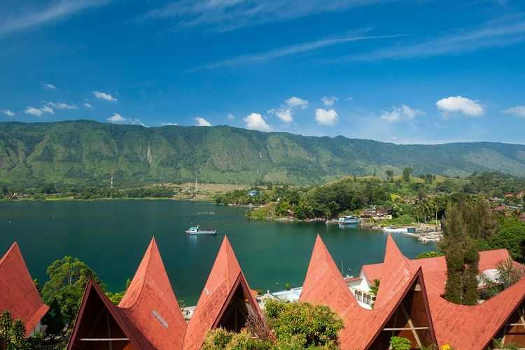 Jamrud hingga Viky Sianipar Meriahkan Festival Budaya di Danau Toba