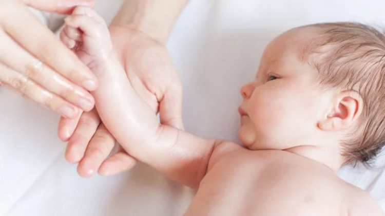 Jangan Anggap Sepele, Ini Tips Mencegah Penyakit Ruam Popok pada Bayi