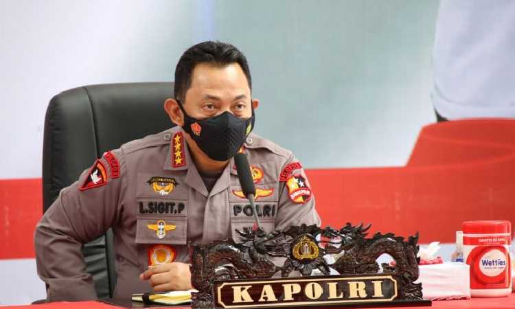 Jangan Khawatir! Kapolri Jenderal Listyo Sigit Prabowo Sebut Akan Ada Tim yang Antar Bensin ke Mobil Pemudik Kehabisan BBM