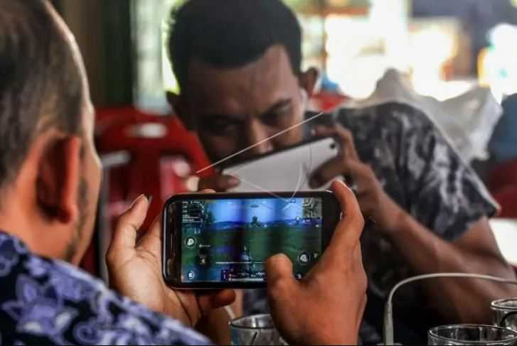 Jebakan Pinjol Lewat Iklan di Mobile Games, Anak Muda Wajib Tahu!