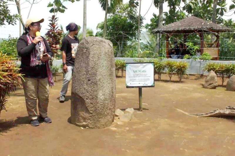 Jelajah Purba Kembangkan Sektor Wisata Prasejarah di Lereng Argopuro