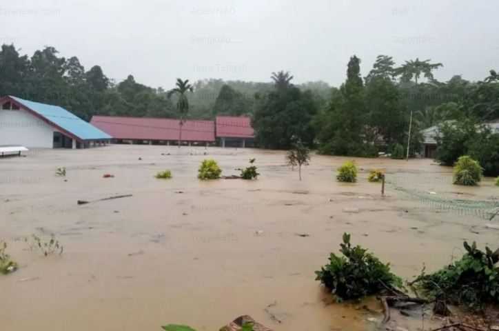 Jembatan Putus Diterjang Banjir, 3.000 Warga Latimojong Luwu Terisolasi