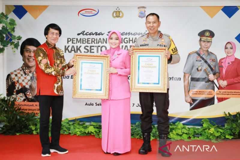 Jenderal Bintang Dua Ini Terima Kak Seto Award Berkat Taman Ramah Anak