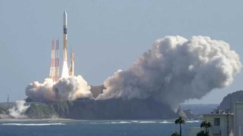 Jepang Akhirnya Luncurkan Roket ke Bulan Setelah Beberapa Kali Ditunda