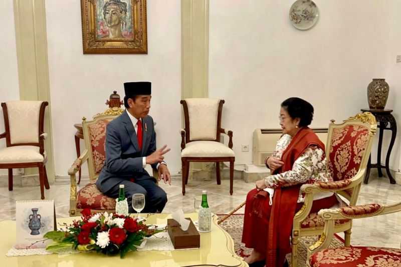 Jokowi Bertemu Megawati Soekarnoputri di Istana Negara